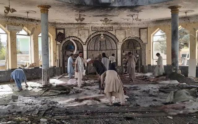 Afganistan’da Cami Saldırısı: 100’den Fazla Ölü!