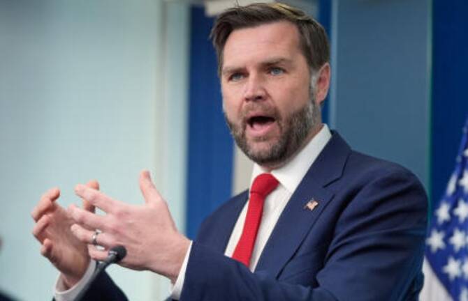 ABD Başkan Yardımcısı Vance'den İran Anlaşmasını Eleştiren İsrail'e Sert Uyarı: "Tek Müttefikiniz Trump"
