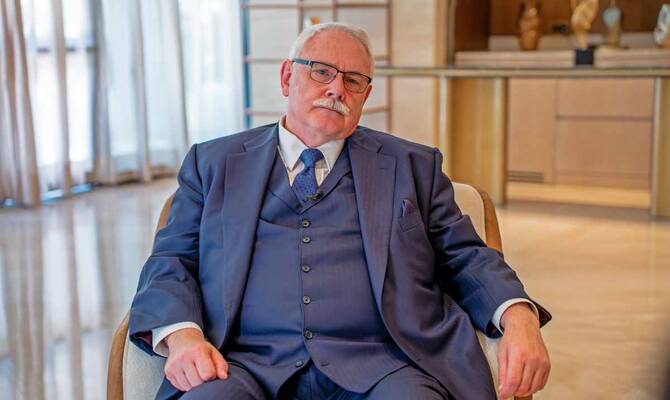 Eski CIA Yetkilisinden Uyarı: "Husiler Kızıldeniz'i Tehdit Etmeden Önce İki Kez Düşünmeli"