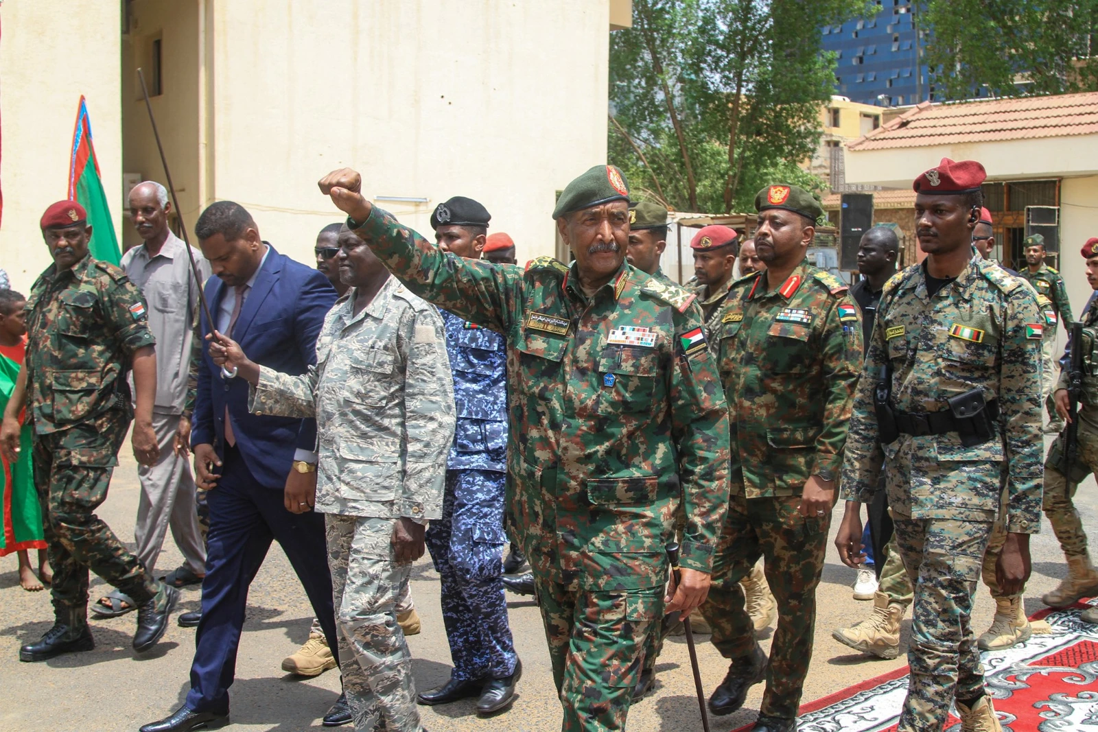 Sudan'da ABD'nin Vize Restine Rağmen Çatışmalar Sürüyor: İki Kentte Kritik Noktalar Vuruldu